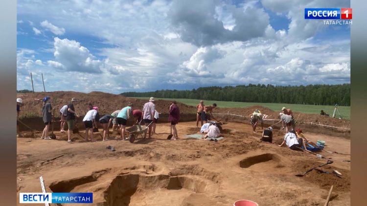 Ветеран ВОВ из Казани Юрий Шастин отмечает вековой юбилей