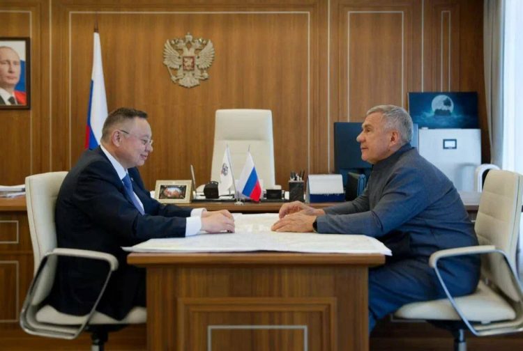 Минниханов и Файзуллин обсудили новый нацпроект в области строительства