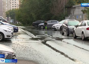Казанцы жалуются на потоп и ужасный запах на улице Окольной
