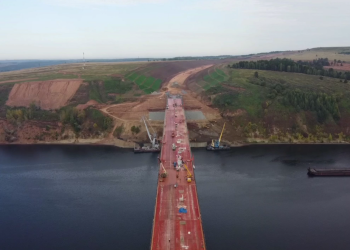 Строительство моста через Каму на обходе Нижнекамска выходит на финишную прямую