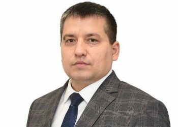 Тыгин представил нового начальника жилищной инспекции Нижнекамска