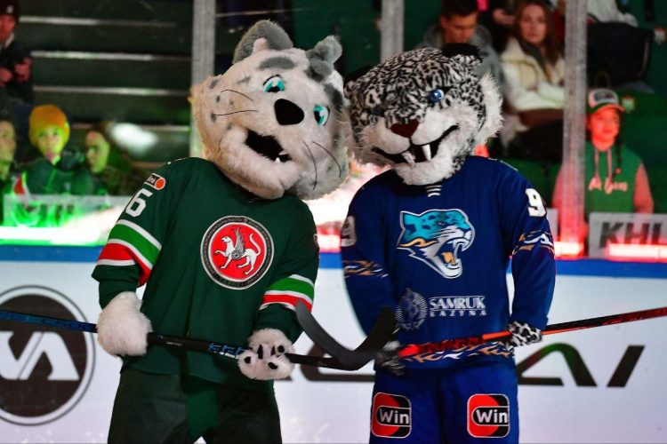 Минниханов призвал болельщиков поддержать ХК «Ак Барс» в матче против «Барыса»