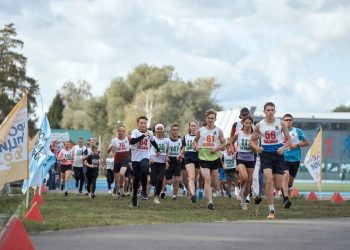 В Казани более 15 тыс. человек приняли участие в «Кроссе наций»