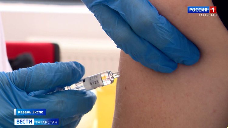 В преддверии саммита БРИКС сотрудники Казань Экспо сделали прививки от гриппа