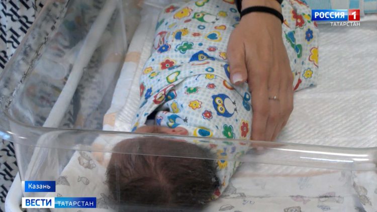 В Казани суд отправил в СИЗО бывшего правоохранителя за вымогательство