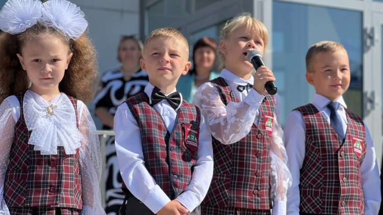 В Тетюшах открылась обновленная школа №2 имени Андрея Соколовского