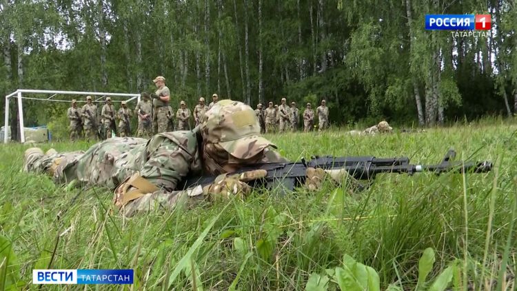 В казанском центре «Батыр» контрактники могут пройти дополнительные курсы боевой подготовки