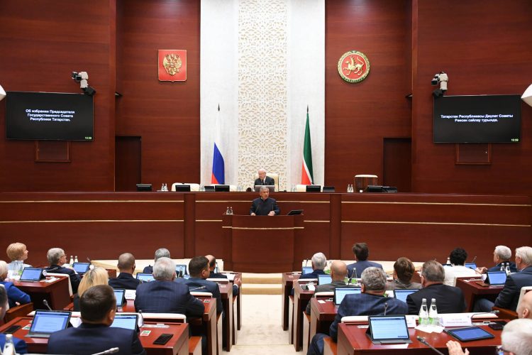 В Альметьевске с начала года родилось более 1 тыс. детей