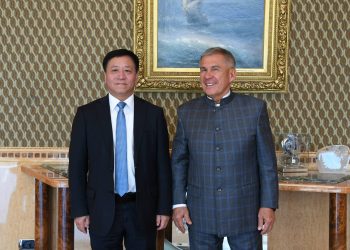 Минниханов встретился с Чрезвычайным и Полномочным Послом КНР в России